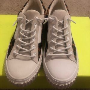 Michael Kors women’s leisure shoes new without box size 7